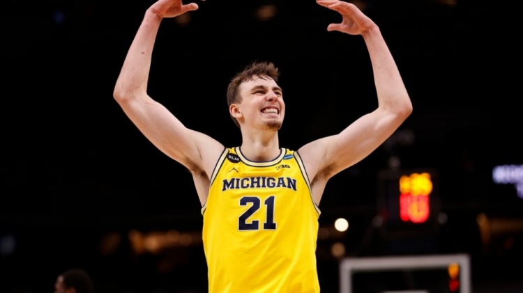 在这个高速 在这个高速