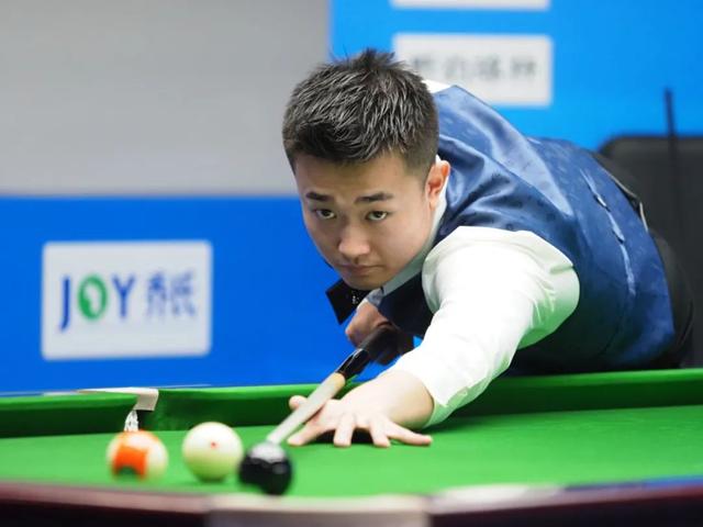 举办首届新 举办首届新