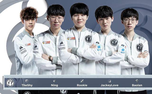 [图]古斯塔沃戴帽武磊传射 海港5-0海牛取13连胜.