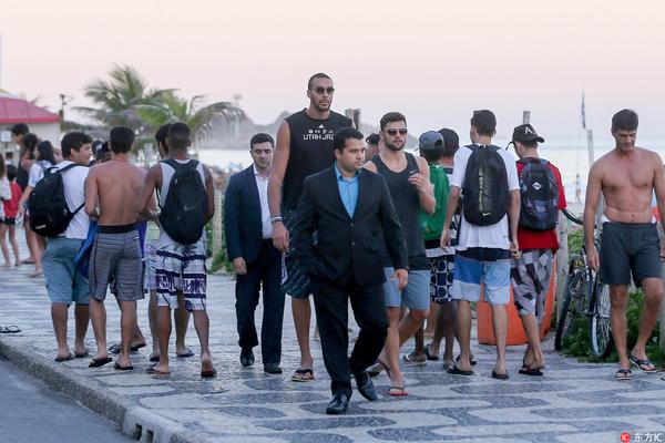 当英超争冠 当英超争冠